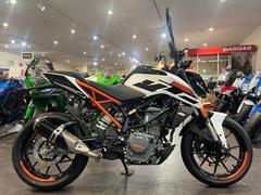 ＫＴＭ　２５０デューク　ＫＴＭ　２５０ＤＵＫＥ　ＵＳＢ　低走行距離車