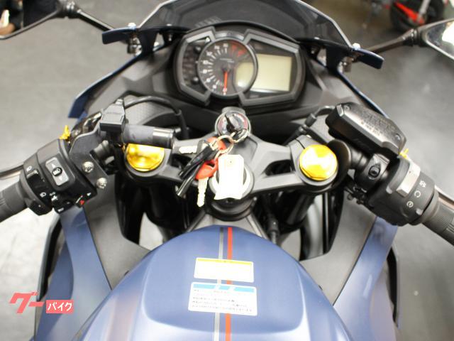 カワサキ Ninja ZX－25R SE アクラポビッチマフラー