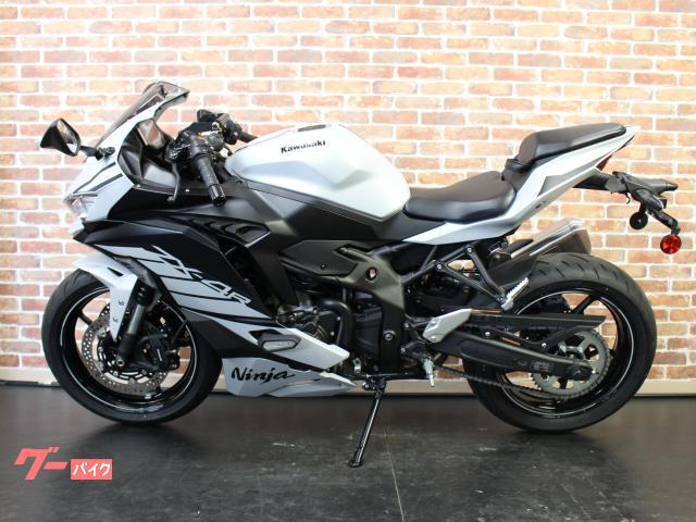 机 カワサキ Ninja ZX－4R SE ETC2．0 USB マルチバー