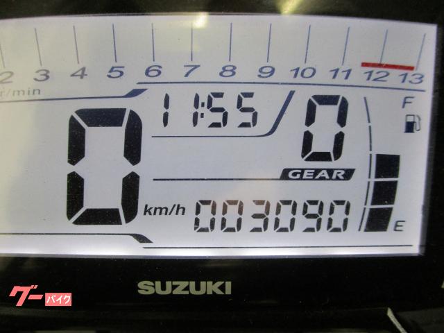スズキ ＧＳＸ－Ｒ１２５　ＡＢＳ　ＤＬ３３Ｂ　２０１９年　ブリリアントホワイト　１５ＰＳ　６速ＭＴ　ビームスマフラー　マルチバー　ＵＳＢの画像（千葉県