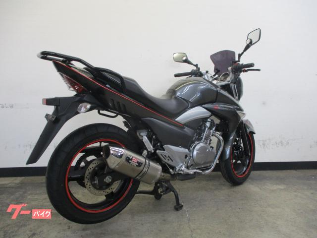 スズキ GSR250 2012年モデル ヨシムラスリップオンマフラー