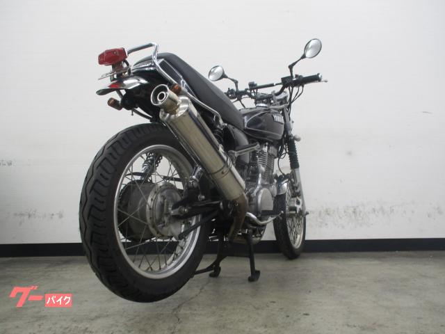 ヤマハ SR400 2007年モデル キャブレター車 ヨシムラマフラー