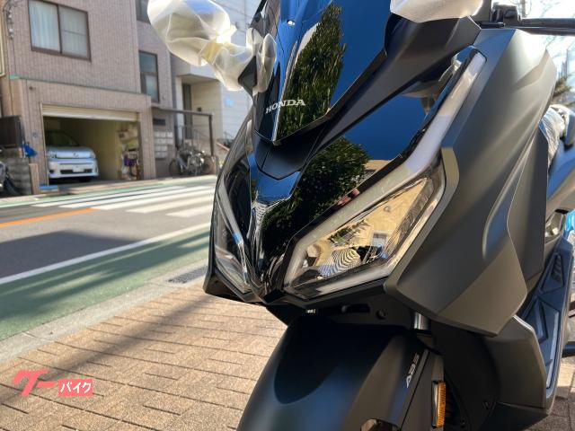 ホンダ フォルツァ　２０２３年モデル　新車　国内正規　８ＢＫーＭＦ１７　マットガンパウダーブラックメタリックの画像（東京都