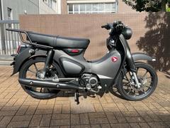 ホンダ　スーパーカブＣ１２５　新車　２０２３年モデル　ＡＢＳ　ブラックスタイル　ダブルシート　延長リアキャリア　マットアクシスグレー