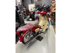 ホンダ　スーパーカブ１１０ＨＥＬＬＯＫＩＴＴＹ　キティーちゃん　受注期間限定モデル　新車　ＡＢＳ　マグナレッド