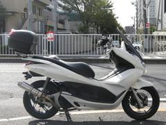 ホンダ　ＰＣＸ１２５　原付二種　ＰＧＭ−ＦＩ　カスタムマフラー　リアＢＯＸ