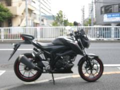 スズキ　ＧＳＸ−Ｓ１２５　ＤＬ３２Ｂ　ＦＩ　ＡＢＳ　スクリーン　社外リアサス　ソリッドブラック