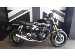 ＴＲＩＵＭＰＨ　スピードツイン１２００ＲＳ