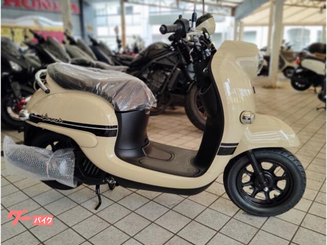 ビーノ　国内新車　ハーベストベージュ