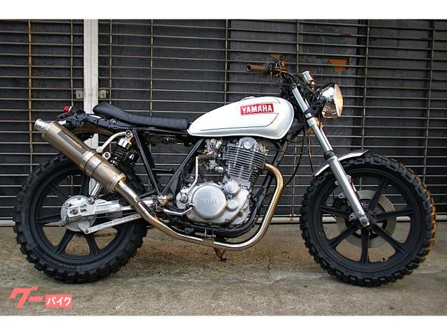 SR400 FCRキャブレター仕様