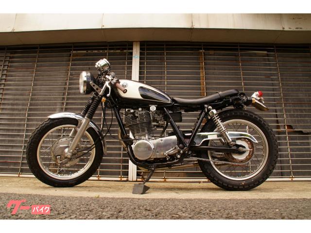 ヤマハ SR400 セパハンカフェスタイル｜KWD KAWADA