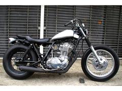 ヤマハ SR400 ボバーカスタム 検令和4年4月まで ヤマハ SR400 ボバーカスタム｜ブルースモービル｜新車・中古