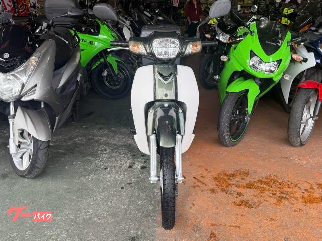 ホンダ スーパーカブ50 フォーサイクル インジェクション AA04