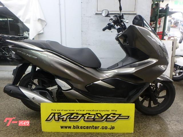 ＰＣＸ１５０　２０１８年　ＫＦ３０　グリップヒーター　リアキャリア付き