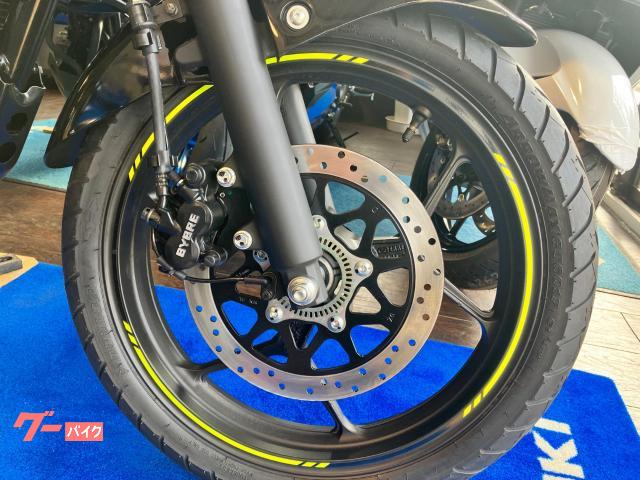 スズキ ＧＩＸＸＥＲ　１５０　２０２３・Ｍ３モデル　ＧＳＸ１５０ＲＬＭ３の画像（新潟県