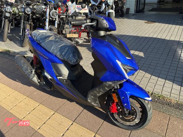 シグナスＸ　２０２６年モデル　可変バルブ機構搭載エンジン　ＵＳＢ電源ソケット　４．６インチカラー液晶メーター