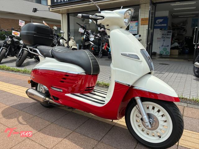 ジャンゴ１２５　エバージョン　ＡＢＳ　リヤＢＯＸ　マフラー　ＵＳＢ電源装備