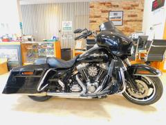 ＨＡＲＬＥＹ−ＤＡＶＩＤＳＯＮ　ＦＬＨＸ　ストリートグライド