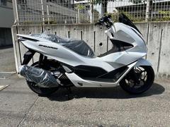 ホンダ　ＰＣＸ１６０　現行モデル新車　パールジャスミンホワイト