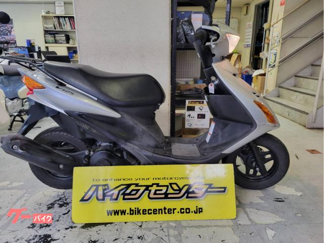 アドレスＶ１２５Ｓ　２０１０　シルバー　時計付　セル付４ストインジェクションＡＴ　２７７４４