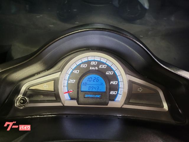 ホンダ PCX JF56 ブラック カスタムハンドル｜バイクセンター