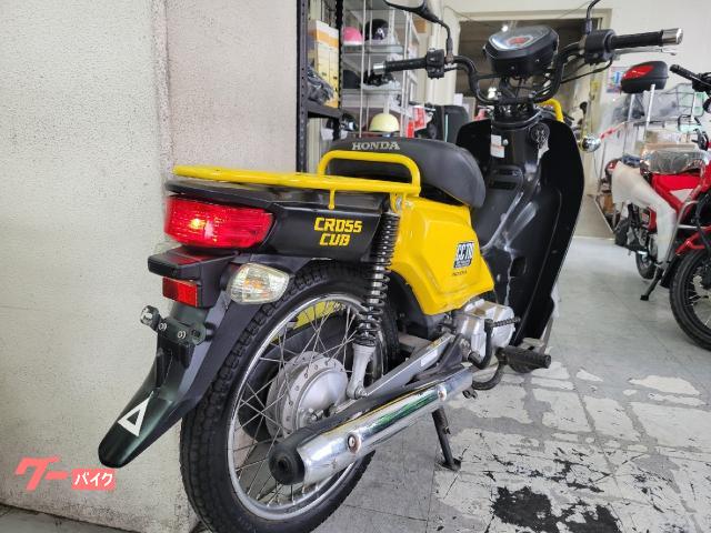 値下げしましたホンダ　クロスカブ　ＪＡ１０　初年度2013年（平成２５年）走行距離6,300ｋｍ　付属品の送料は無料！ ホンダ クロスカブ110 2013年モデル イエロー 大型メーター