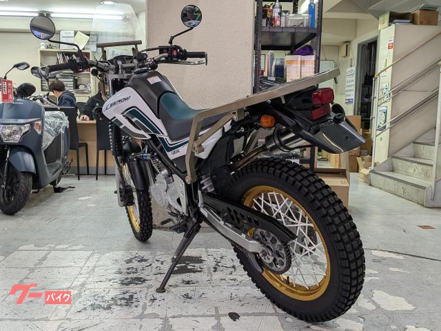 ヤマハ セロー250 DG17J グリーン BEAMSマフラー リア ヤマハ セロー250 DG17J グリーン BEAMSマフラー リア