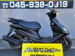 スズキ　アドレスＶ１２５Ｓ　ブラック　　２０１０年モデル　リヤスポイラー　　スポンジグリップ　時計付