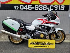ホンダ　ＣＢ１３００Ｓｕｐｅｒ　ツーリング　ＡＣＴＩＶＥ製サブフレーム　ＥＴＣ付　ゴールドホイール