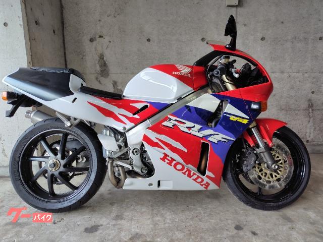 ＲＶＦ４００