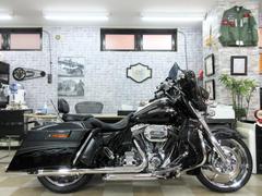 ＨＡＲＬＥＹ−ＤＡＶＩＤＳＯＮ　ＣＶＯ　ＦＬＨＸＳＥ２　ストリートグライド　バンス＆ハインズマフラー