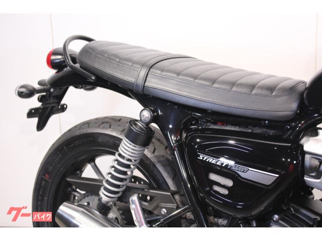 TRIUMPH ストリートツイン Vance＆Hinesマフラー