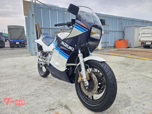 スズキ RG250ガンマ 最初期型/純正塗装/レーシングチャンバー スズキ RG250ガンマ 最初期型/純正塗装/レーシングチャンバー