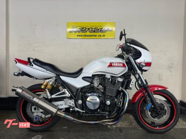 ＸＪＲ１３００　２００３年モデル　ＲＺカラーカスタム　５速ＭＴ　ヨシムラキャタライズドサイクロンフルエキ　ＥＴＣ　グリップヒータ