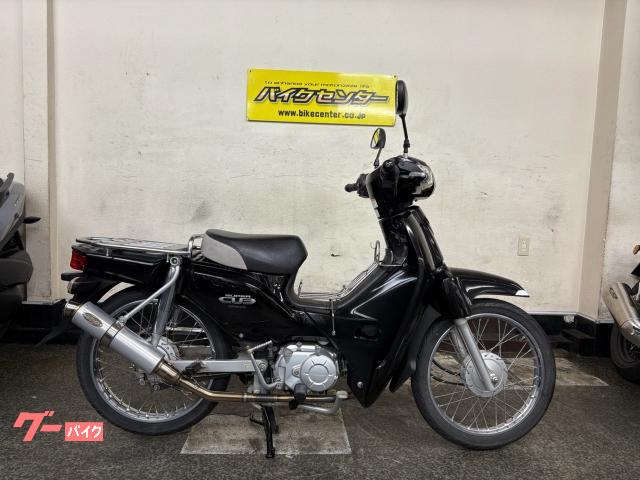 スーパーカブ１１０　２０１２年モデル　パールプロキオンブラック　ＯＵＴＥＸマフラー　センターキャリア装備