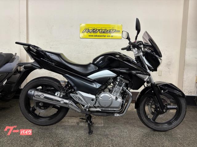 ＧＳＲ２５０　２０１２年モデル　パールネブラーブラック　６速ＭＴ　リアキャリア　スクリーン　インジェクション　ノーマル