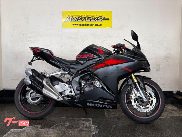ＣＢＲ２５０ＲＲ　ＡＢＳ　２０１７年モデル　マットガンパウダーブラックメタリック　ヘルメットロック　フェンダーレス　マルチバー