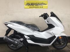 ホンダ　ＰＣＸ１６０　２０２５年モデル　パールスノーホワイト　国内現行モデル　メーカー保証