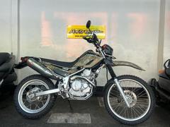 ヤマハ　セロー２５０　２５ｔｈ　Ａｎｎｉｖｅｒｓａｒｙ　ｍｏｄｅｌ　リアルツリーグラフィック　２０１０年モデル　５速ＭＴ　インジェクション