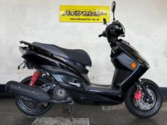 ヤマハ　シグナスＸＳＲー２　２０１５年モデル　ブラックメタリック　ノーマル　インジェクション　１２５ｃｃ　トリップメーター　時計