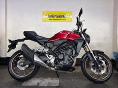 ホンダ　ＣＢ２５０Ｒ　２０１９年モデル　キャンディークロモスフィアレッド　デイトナＵＳＢワンポート　６速ＭＴ　ノーマル　インジェクション