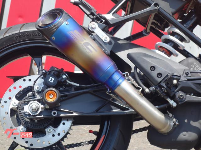 KTM RC390 クイックシフタープラス アクラポビッチ USB電源