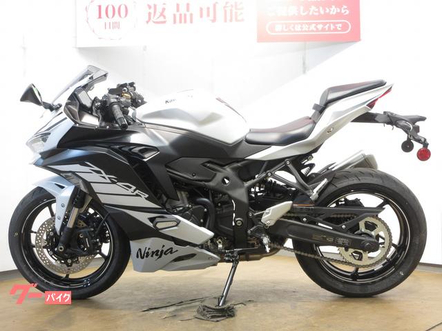 カワサキ ニンジャZX－4R SE／ABS／USB電源