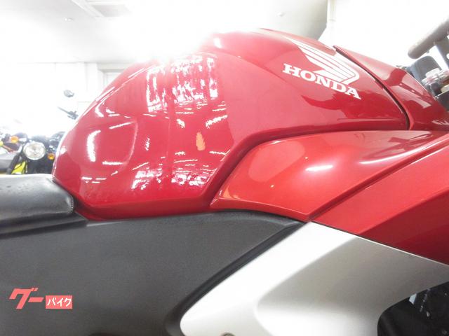 ホンダ CBR250R／MC41型／モリワキ製マフラー／ヘルメット