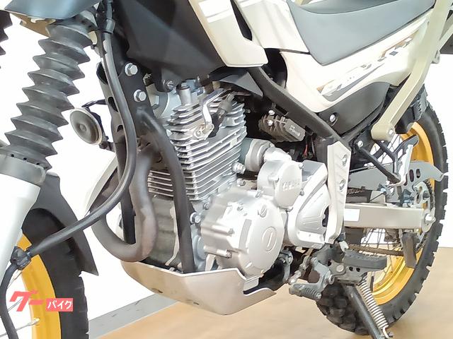 ヤマハ セロー250／DG17J型／ナックルガード／大型リア