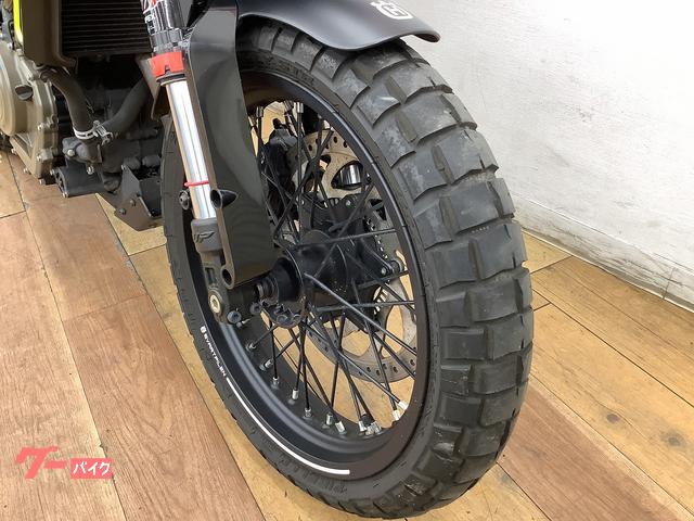 HUSQVARNA スヴァルトピレン401 2022年モデル
