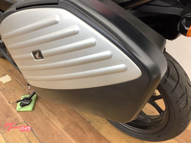 ホンダ NC750X DCT 2014年モデル 純正オプション サイド