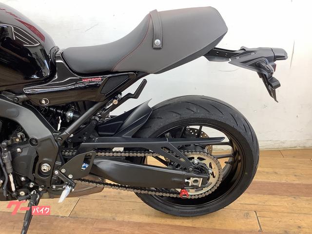ヤマハ XSR900 2022年モデル パフォーマンスダンパー装備