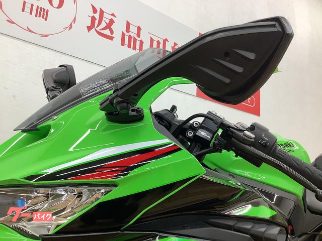 カワサキ Ninja ZX－25R アクラポヴィッチサイレンサー
