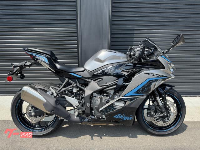 Ｎｉｎｊａ　ＺＸ−２５Ｒ　ＳＥ　２０２４年モデル　ＵＳＢ電源マルチバー付き